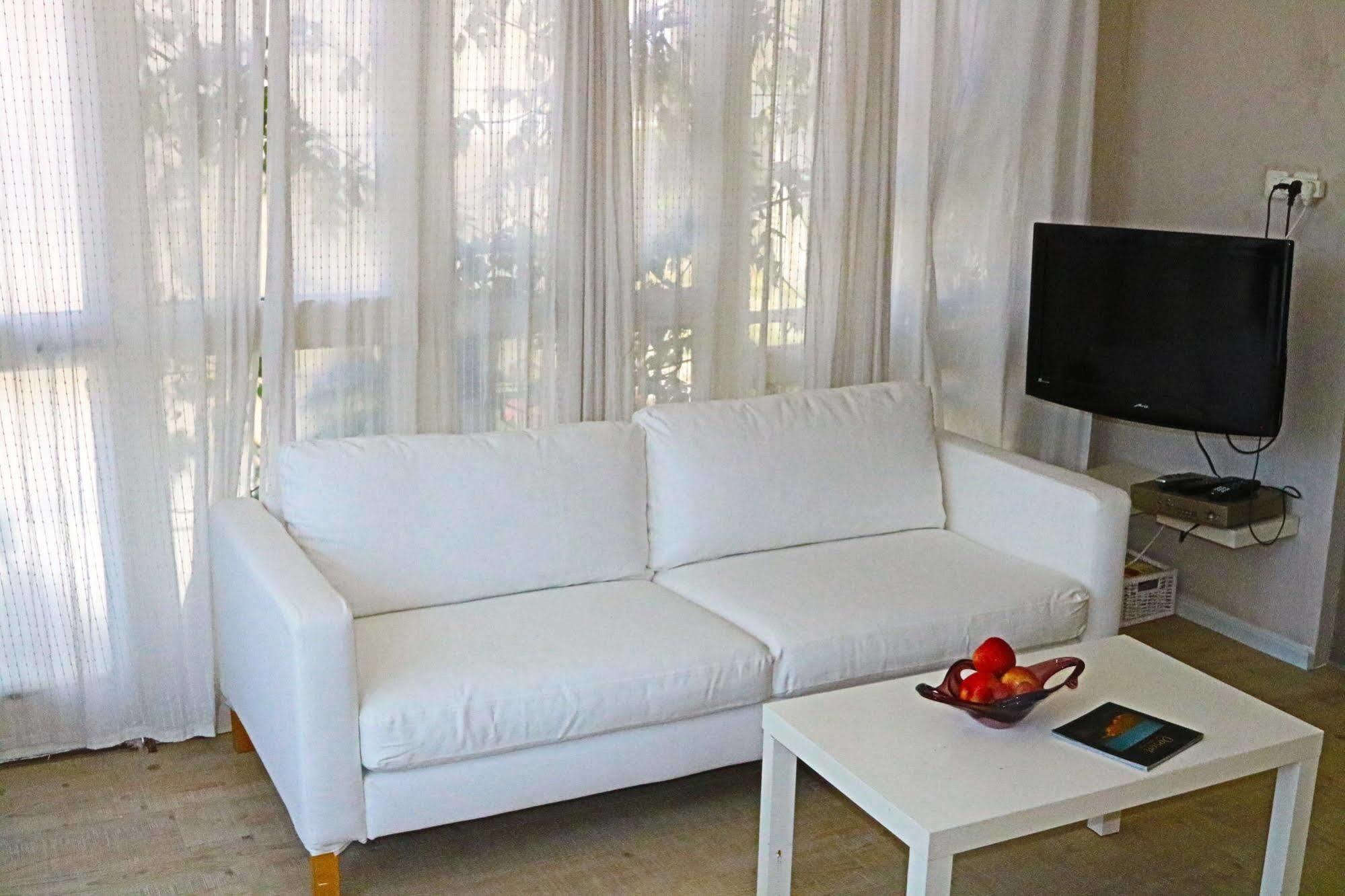 Neve Tzedek Original Style Apartments テル・アビブ エクステリア 写真