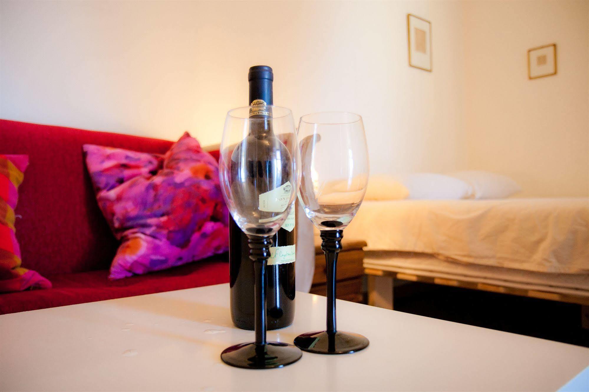 Neve Tzedek Original Style Apartments テル・アビブ エクステリア 写真