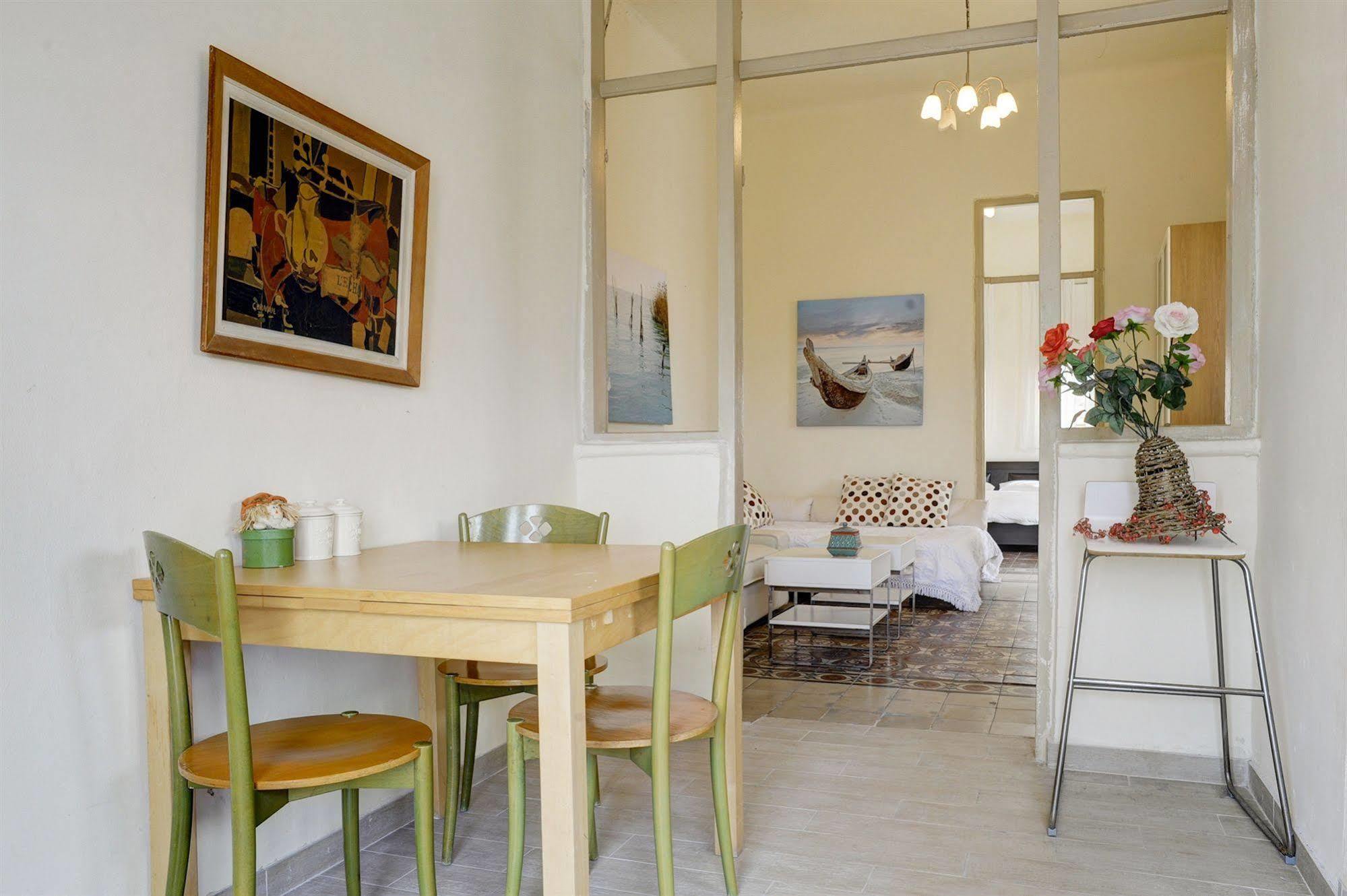 Neve Tzedek Original Style Apartments テル・アビブ エクステリア 写真