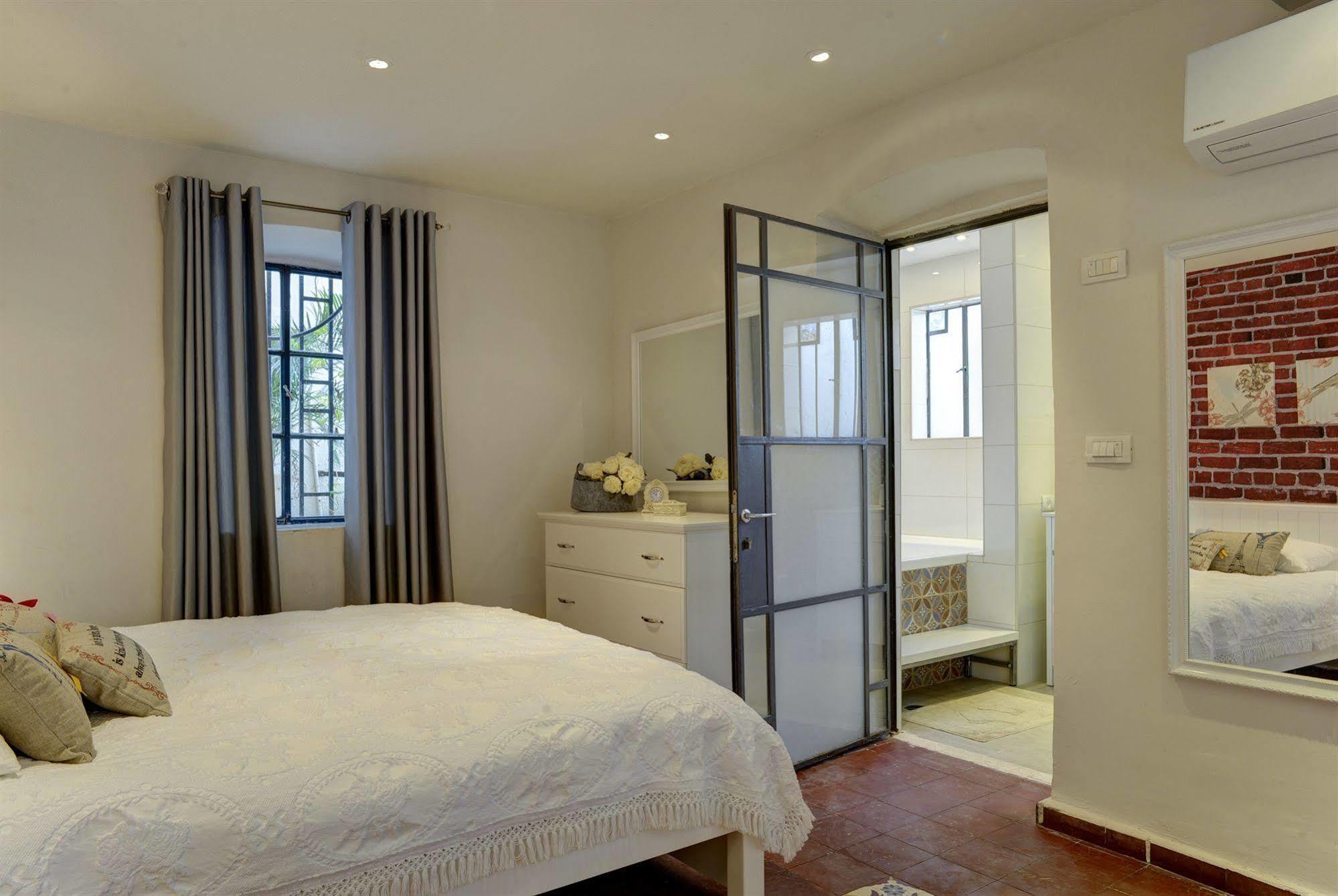 Neve Tzedek Original Style Apartments テル・アビブ エクステリア 写真