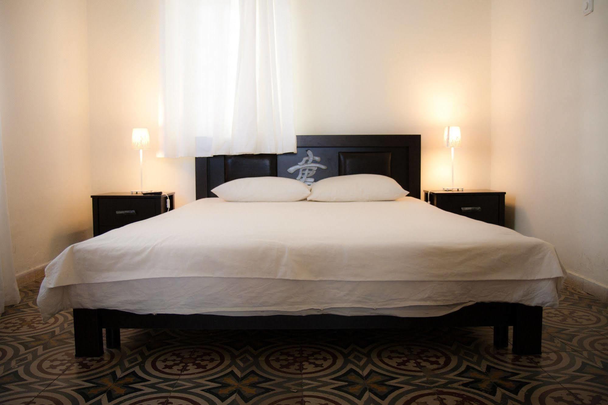 Neve Tzedek Original Style Apartments テル・アビブ エクステリア 写真